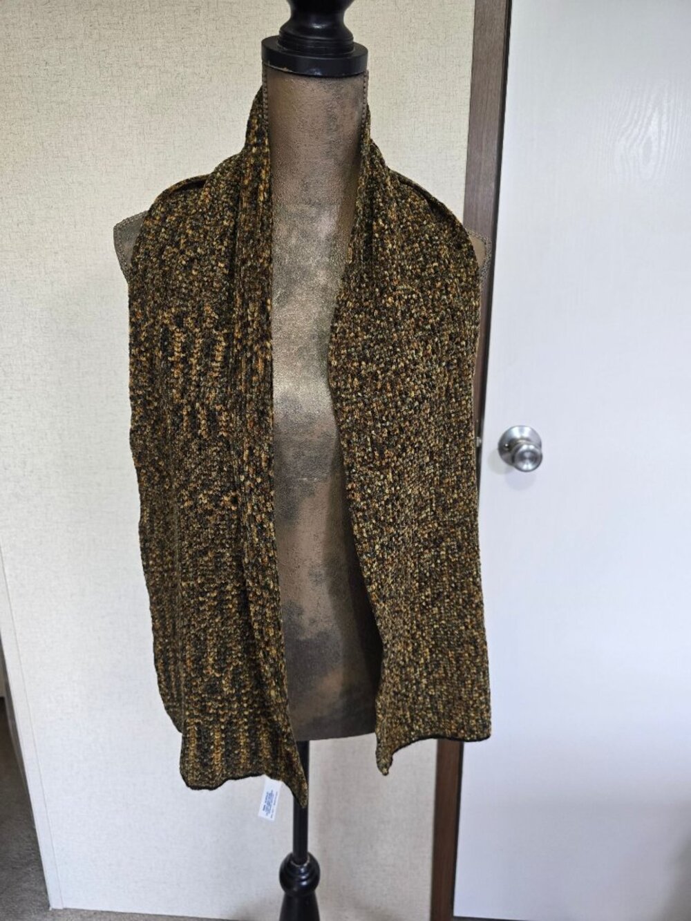 Stitches By Everitt Womens Scarf Multi-Color Textured Knit Brown Gold Yellow 58"